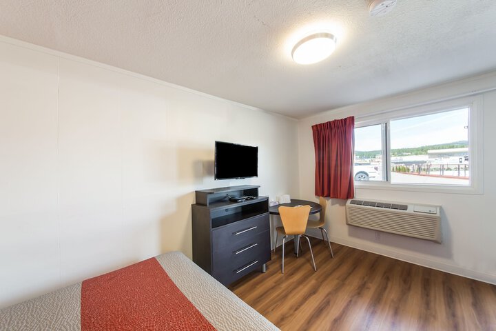 Room 11 of 46