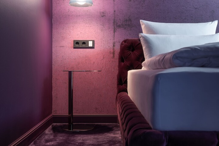 Room 21 of 173