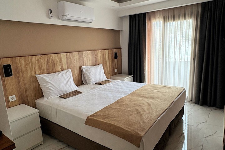 Room 28 of 123