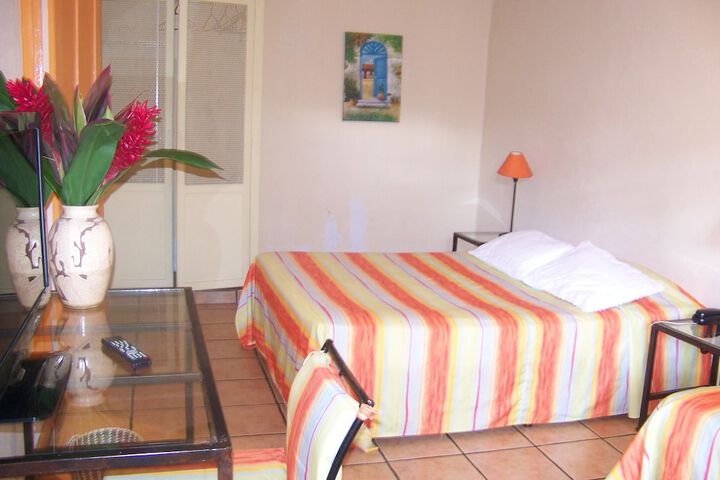 Room 5 of 26