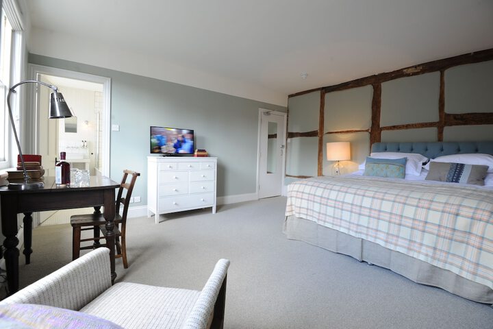 Room 9 of 62