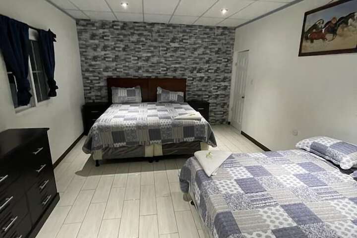 Room 6 of 21