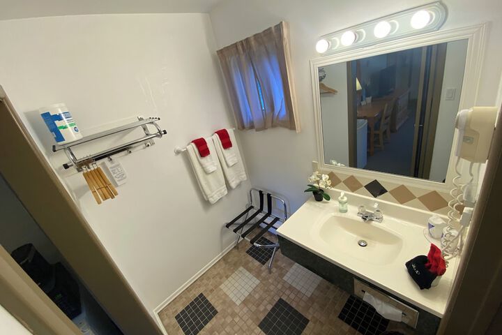 Room 19 of 39