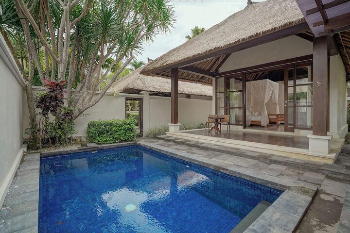 Pool 65 of 109
