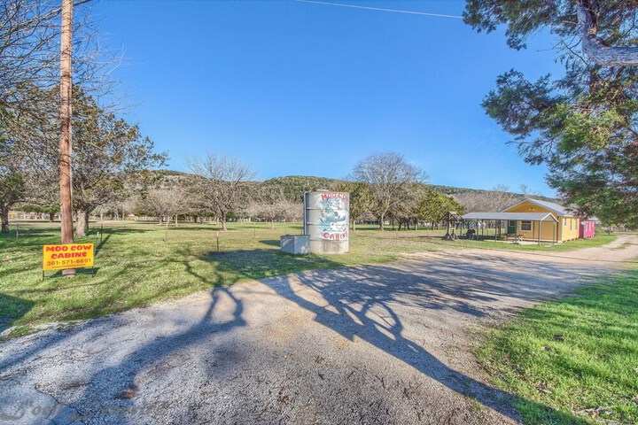 Property Grounds 22 of 27