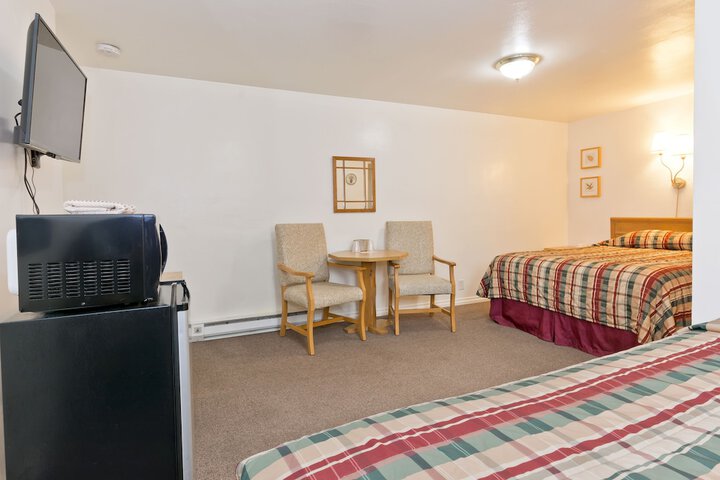 Room 27 of 51