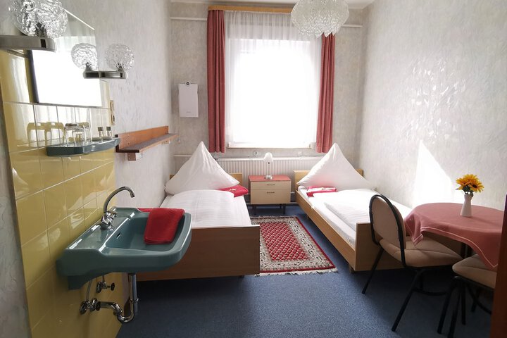 Room 6 of 56