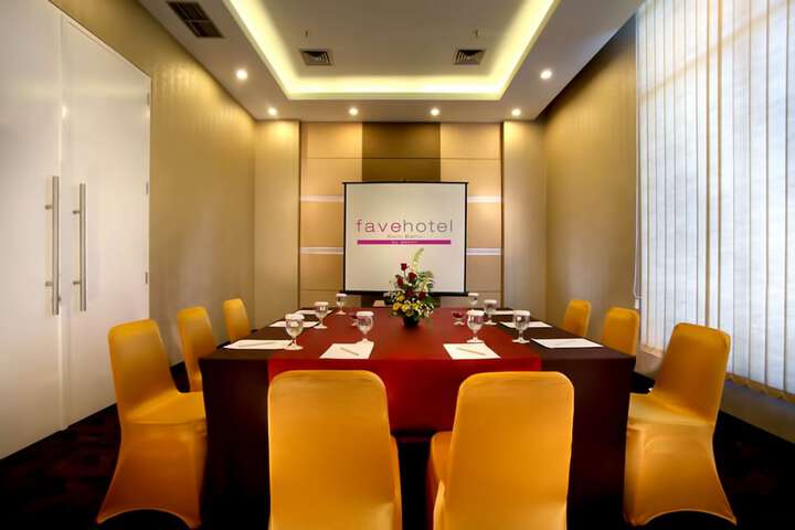 Meeting facility