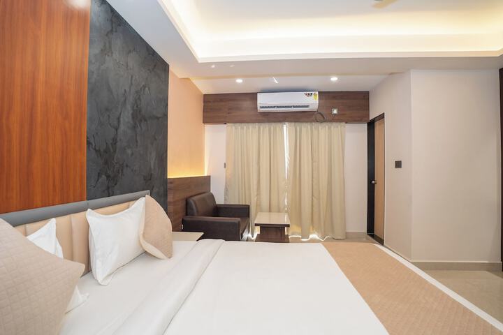Room 55 of 174