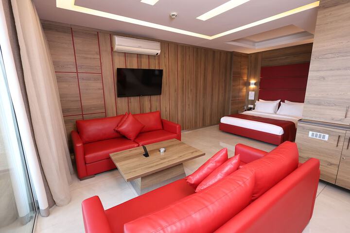 Room 47 of 105