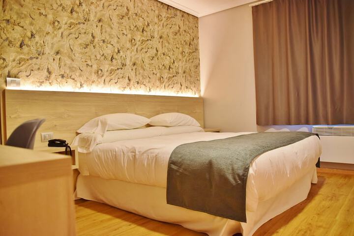 Room 14 of 31