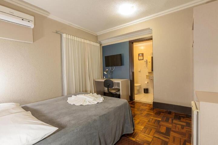 Room 20 of 40