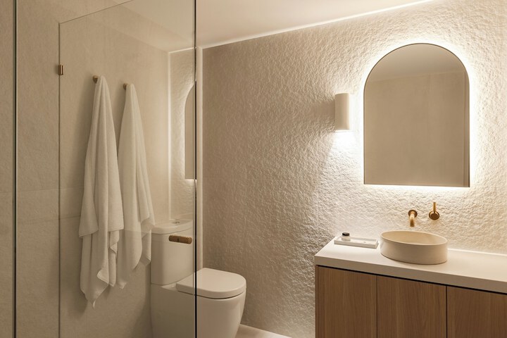Room 40 of 49