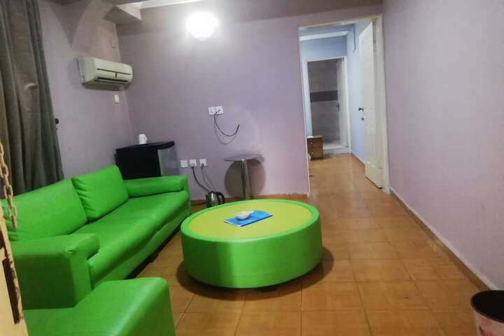 Room 20 of 35