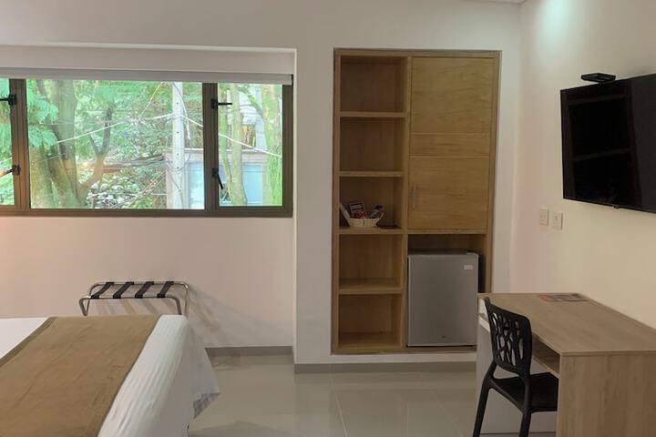 Room 25 of 74