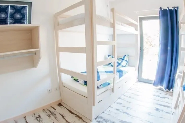 Room 14 of 23