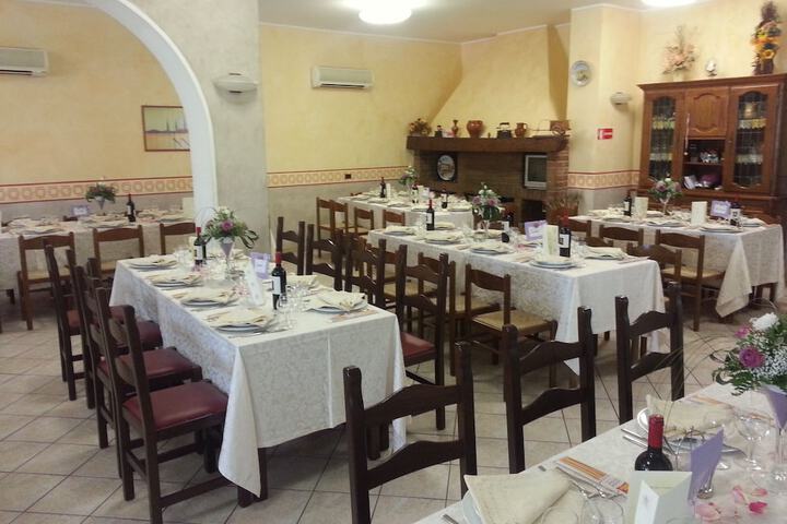 Dining Photos