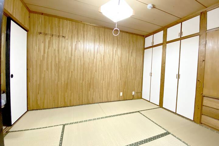 Room 12 of 58