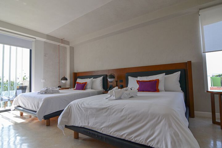 Room 10 of 64