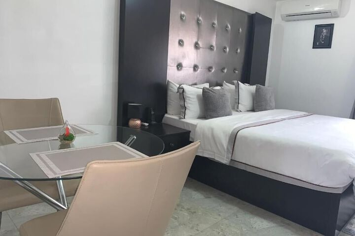 Room 21 of 50