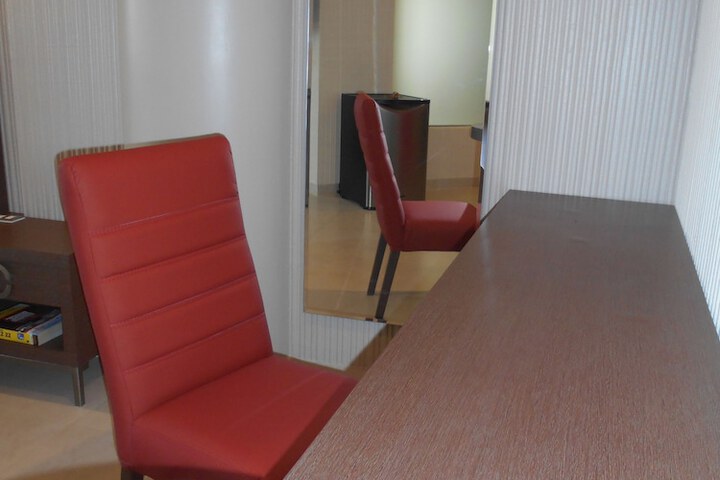 Room 13 of 130