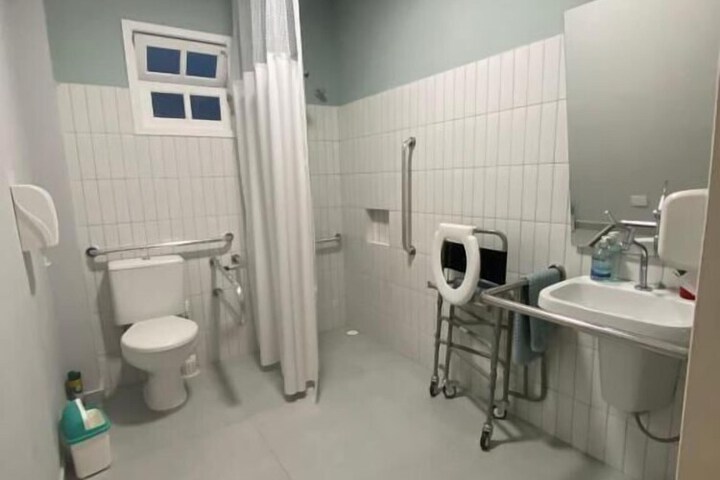 Room 40 of 71