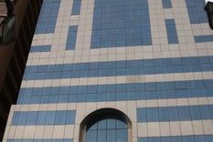 Iskan Hotel 5