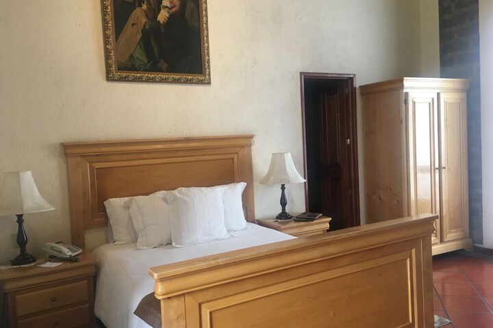 Room 11 of 87