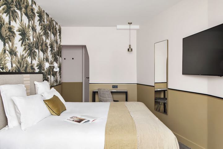 Room 4 of 59