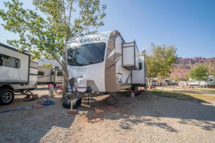 Image of Outdoor Glamping : 2017 Laredo Trailer Okrv 27