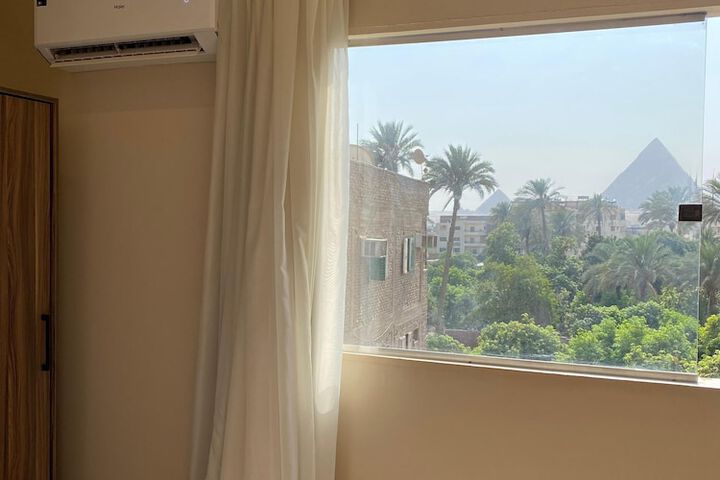 Room 52 of 109