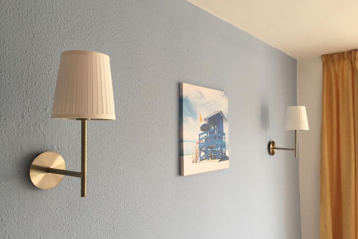 Room 10 of 40