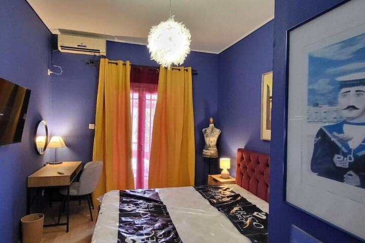 Room 5 of 13