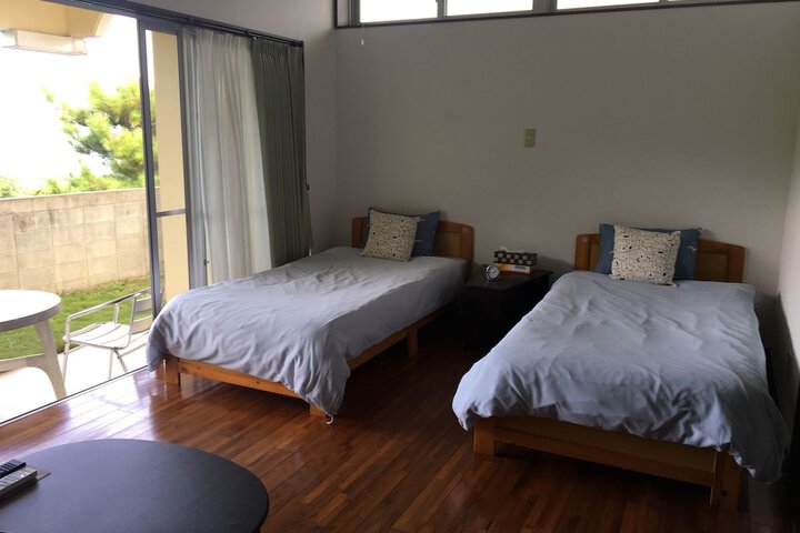 Room 3 of 17