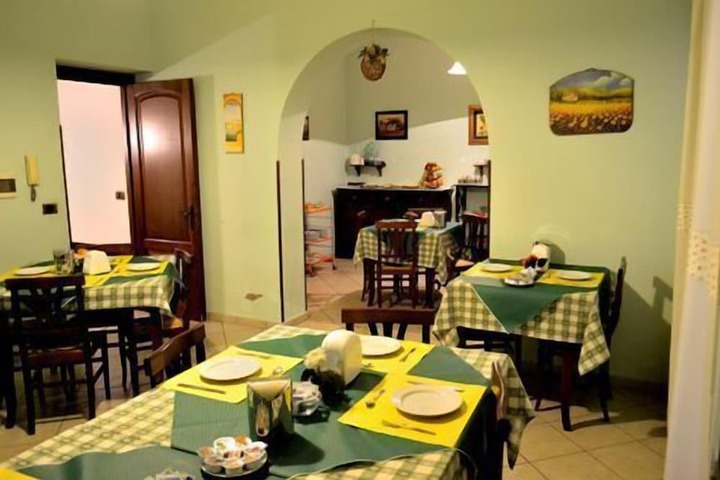 Dining Photos