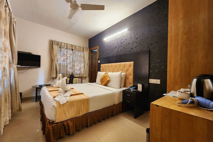 Room 7 of 48