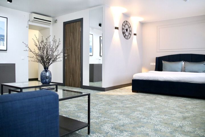 Room 42 of 125
