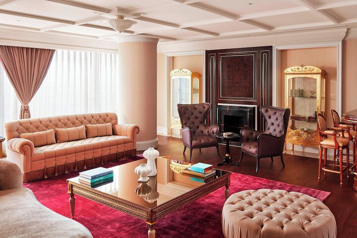 Room 15 of 76