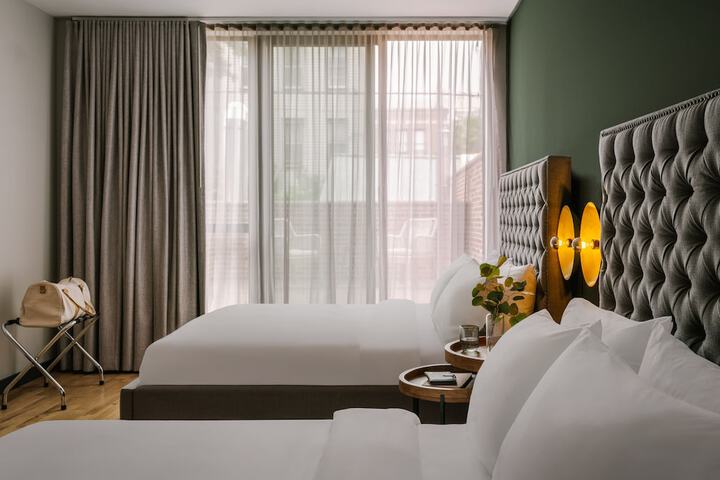 Guestroom 2 Double Beds (5 of 9)