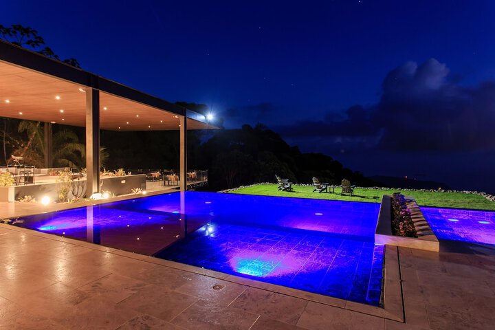 Pool 85 of 128