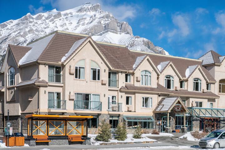 Hotel 67 of 71