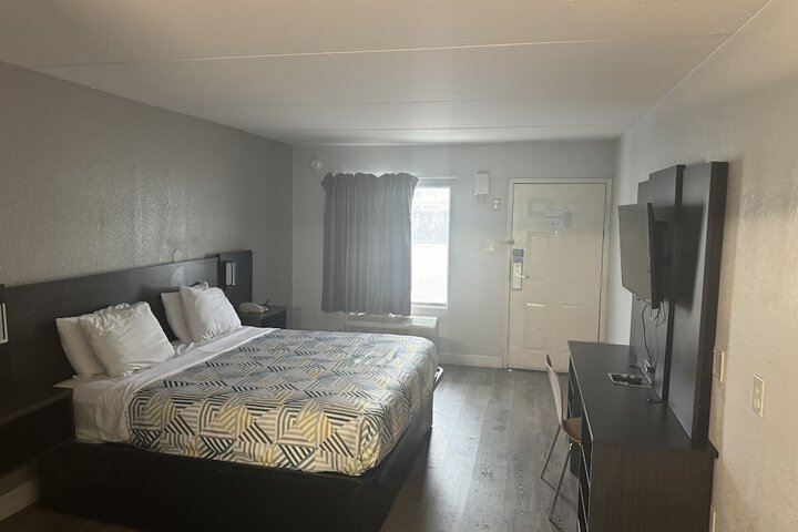 2 Double Beds (15 of 18)