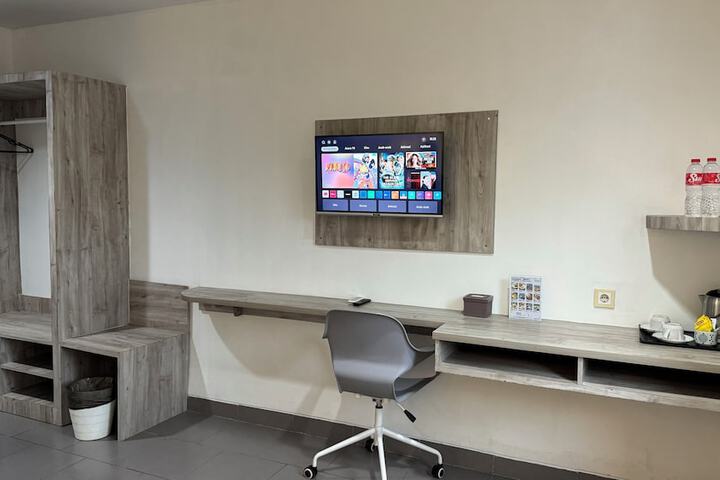 Room 20 of 49