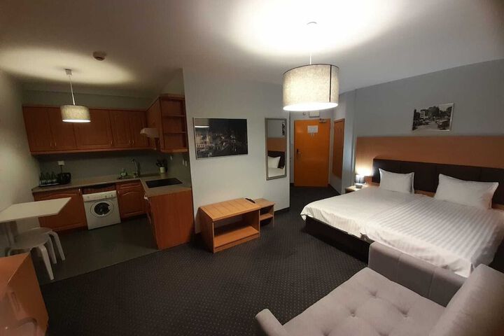 Room 45 of 92