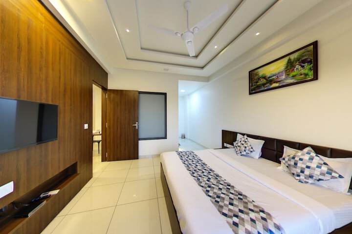 Room 18 of 78