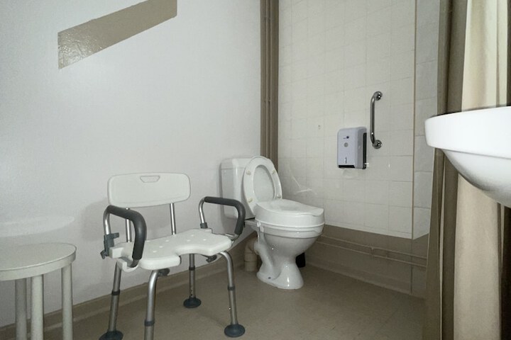 Room 26 of 68