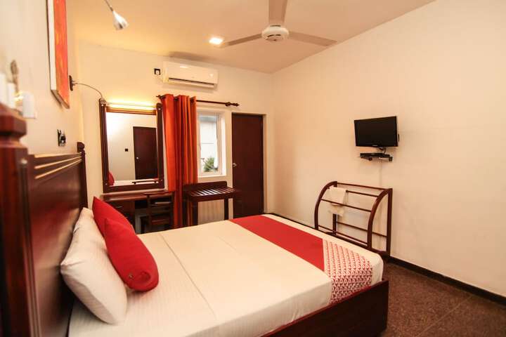 Room 16 of 54