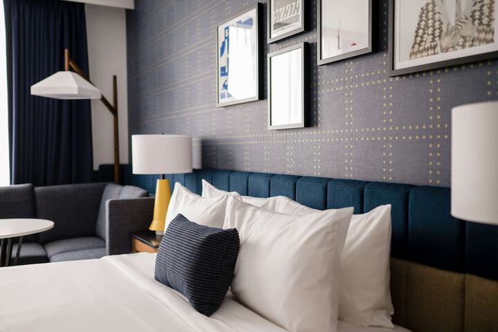 Room 15 of 90
