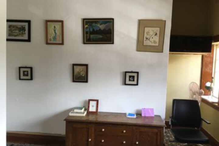 Room 83 of 180