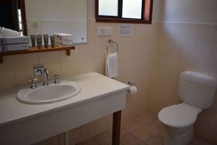 Room 18 of 35